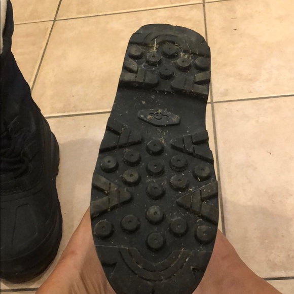 Ugg snow boots - Picture 4 of 6